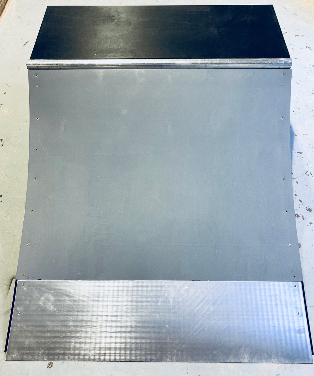 1.5ft tall quarter pipe ramp – roll-in.co