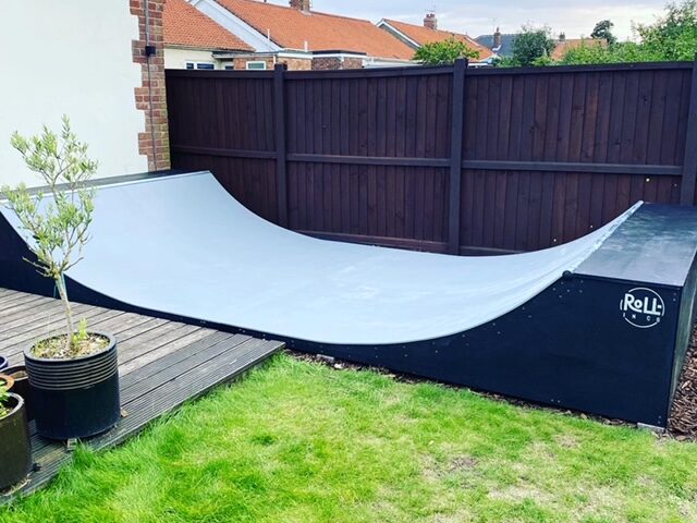 Dual Pipe Ramp 2ft tall half pipe ramp – roll-in.co