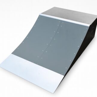 1.5ft tall quarter pipe ramp